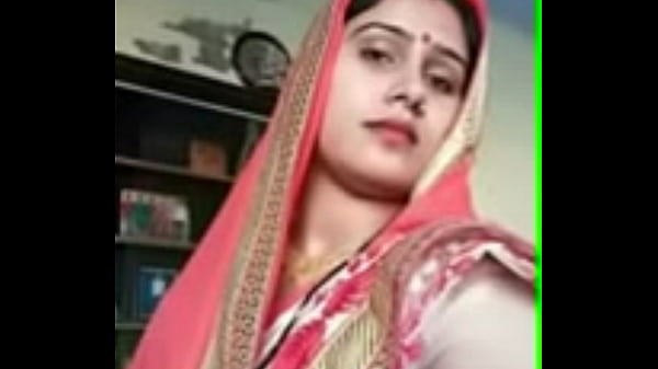 Uncle’s Wife Whispers Dirty Secrets In Hindi
