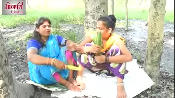 ग्रामीण महिलाएं अपनी तृष्णा शांत करने के लिए किस विशेष उपाय का उपयोग करती हैं, यह स्वयं उन्होंने बताया