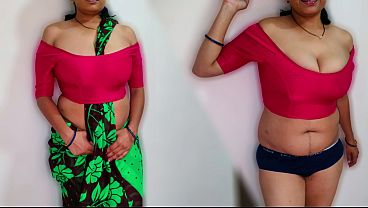 भरी हुई देसी नौकरानी सुबह-सुबह साहब की गरमा-गरम सेवा करती है, पहले मुंह से फिर जिस्म से