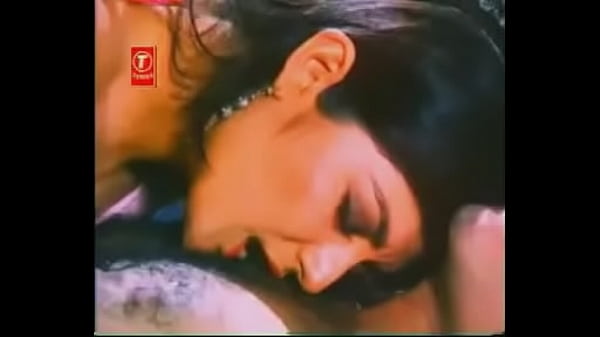 Akarshan Ki Purani Raat, Jab Jism Ki Bhookh Jagti Thi