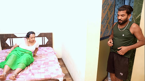 Desi Bhabhi’s Wild Bed Session