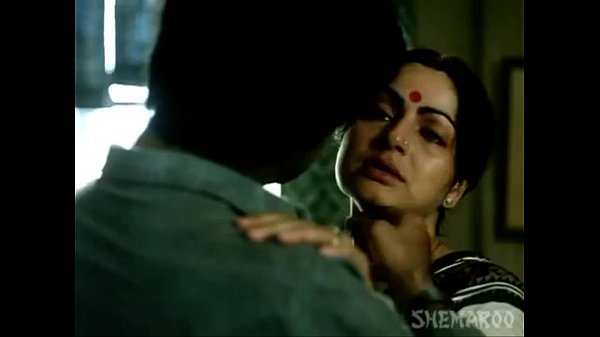 Intimate Passion Of Paroma: Rakhee’s Classic Hindi Film Love Scene