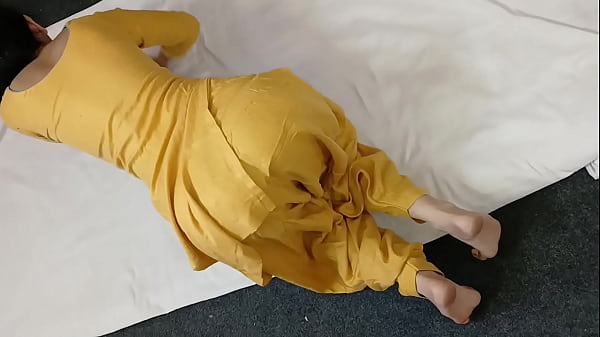 Meri Chachi Ki Moti Gol Gand Ka Sexy Hindi Video