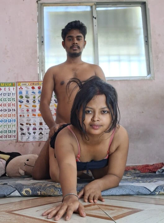Desi Bhabhi Ki Chudai – Indian Hot Bangali