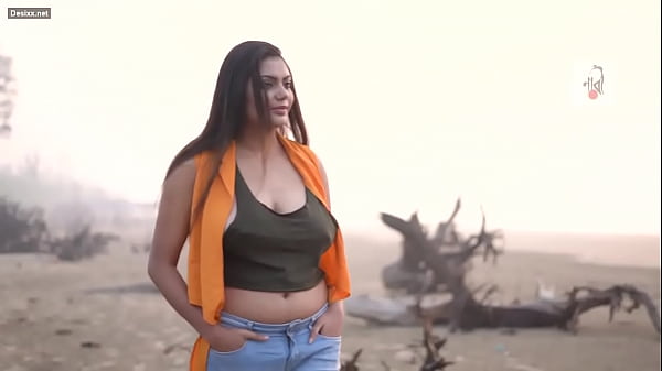 Desi Babe Strips Down For A Steamy, Skin-baring Photoshoot