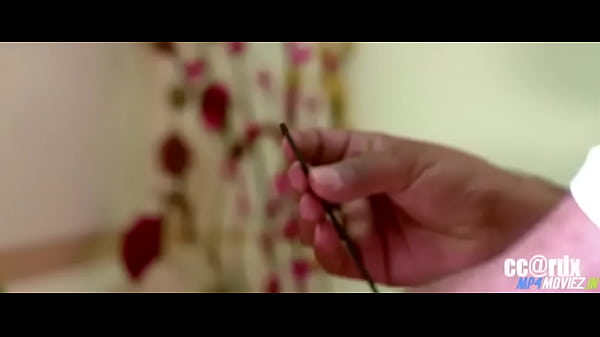 Desi Harkatein, Chhedi Zaban, Sexy Andaaz Mein Hindi Ki Baat
