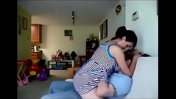 Hot Indian Babe Gets Picked Up For Raw Amateur Cam Action