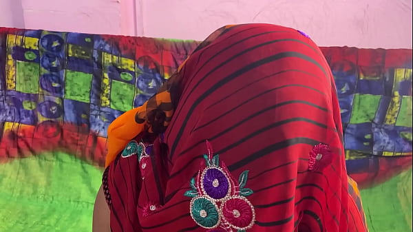 Sasur Ne Apni Bahu Ko Tab Choda Jab Wo Sone Ja Rahi Thi, Desi Indian Hard Sex Fuck Viral Mms, Hindi Voice Mein.