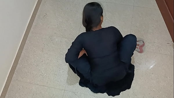 Hot Indian Desi Maid Gets Pounded By Room Owner, Her Wet Pussy Fucked Hard With Clear Hindi Moans