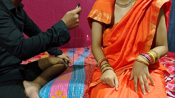 Desperate Indian Desi Bhabhi Gets Fucked By A Strange Man