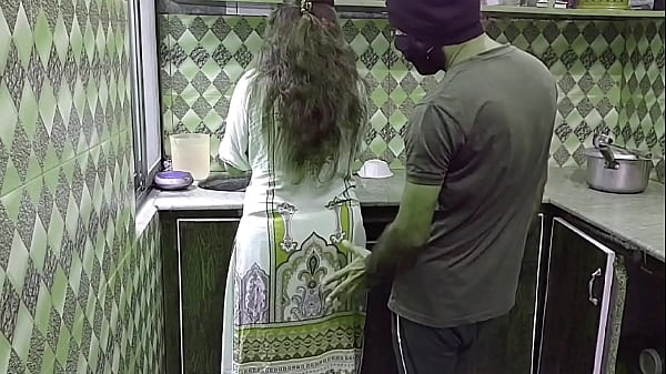 Indian Desi Bhabhi Gets Pounded In Kitchen While Cooking, Moaning In Hindi Audio