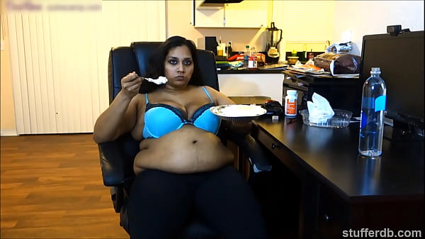 Desi Rose Craves That Warm, Juicy Pie, Dripping With Sweet Cream—she Just Can’t Get Enough.
