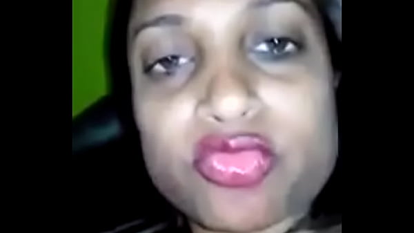 Desi Bhabi Ki Chhoti Choli Aur Gehri Nigaahon Mein Doob Jaao