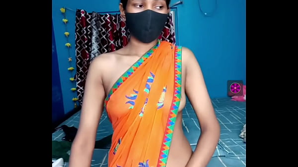 Watch An Indian Girl’s Raw, Live Sex Show Right Now